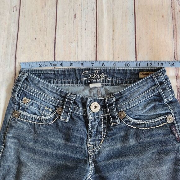 Silver Blue Medium Wash Cotton Blend Pioneer Bootcut Denim Jeans Size 25x31 - Picture 10 of 16